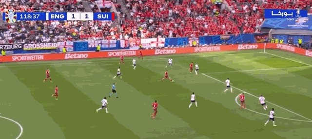 1720290565348096620.gif 劲射.gif